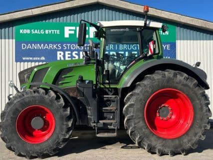 Fendt 828 Vario S4 Profi Plus