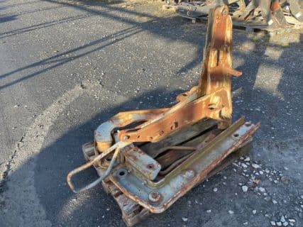 Faucheux Adaptation pour chargeur Deutz DX 3.30/3.50 Fauche