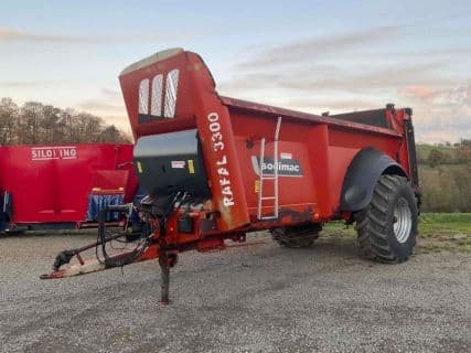 Épandeur à fumier RAFAL3300 . Sodimac