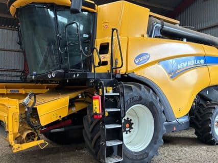 New Holland CX8.90 SLH 4WD 30 fods Varifeed