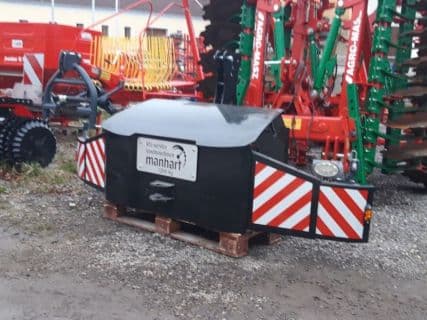 Mit Unterfahrschutz 1200 kg