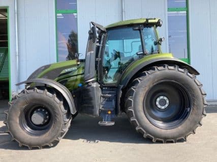 Valtra T 235 Versu