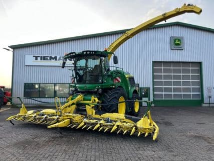 John Deere 8500 mit Kemper 375 Plus