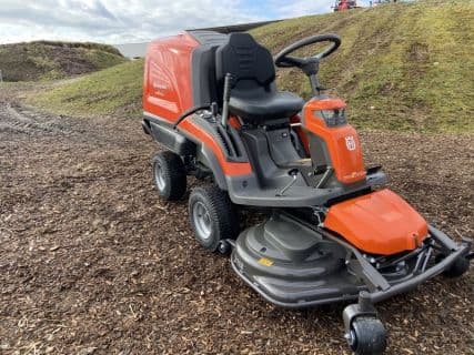 Husqvarna RC 320TS AWD  Mähdeck