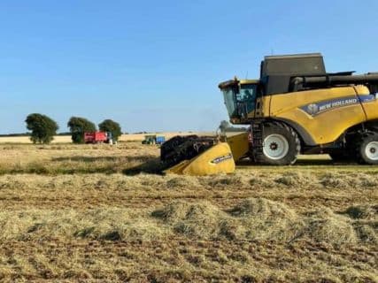 New Holland CR9080 SLH Eleion + 35” VarioFeed HD