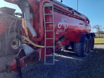 AP 25M3 TÅRN OG LIFT