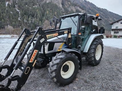 New Holland TL 70