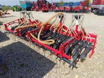 Kongskilde NS1500 + ligne de semis repliable 4m50