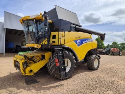 New Holland CR9080