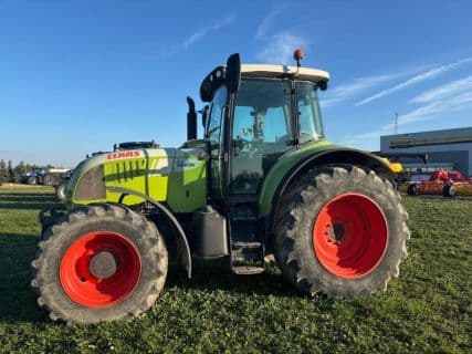 Claas ARION 640
