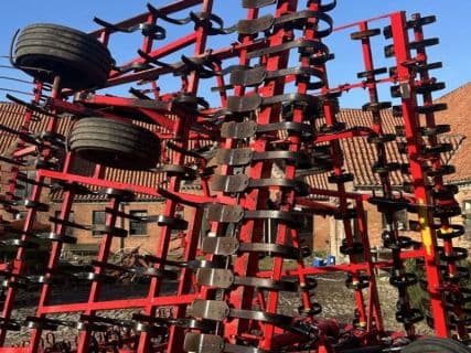 Väderstad NZ 8 meter, kører som 9 meter nu. Vil blive leveret som 8 meter.