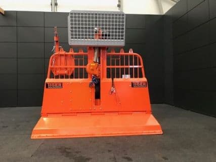 Tiger 12to mit Hilfswinde 2,4m Klappschild