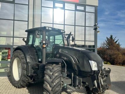 Valtra T213V
