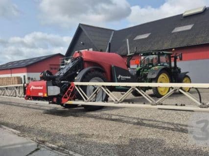 Kverneland iXtrack T4 30 m.  Ny pris skal sælges nu, pga. bortforpagtning