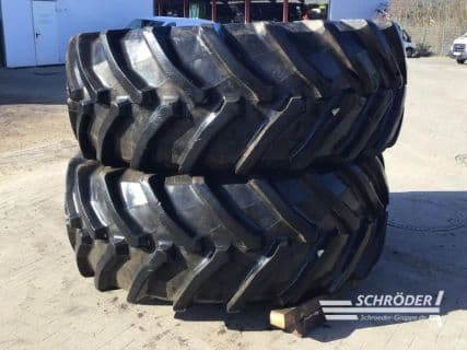 Fendt 2X KOMPLETTRÄDER 710/70 R 42 TRELLEBORG