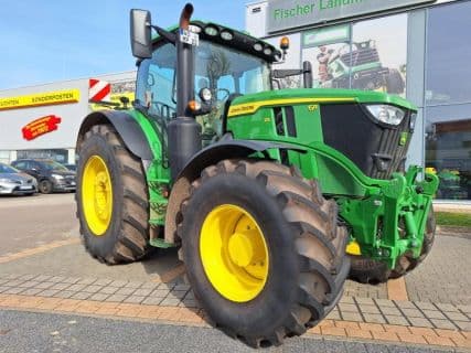 John Deere 6R 215