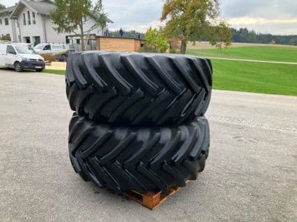 Continental 800/70 R32