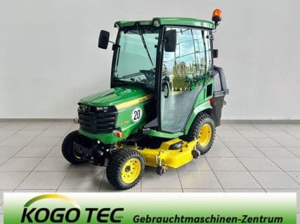 John Deere X758