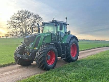 Fendt 828 Vario S4 ProfiPlus