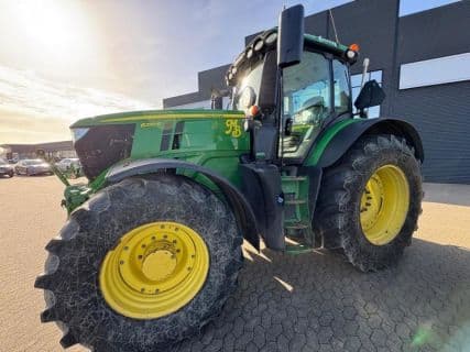 John Deere 6250R