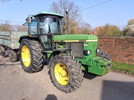 John Deere 3050