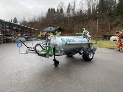 Bauer Kombifass K 31 Einachs mit Werfer