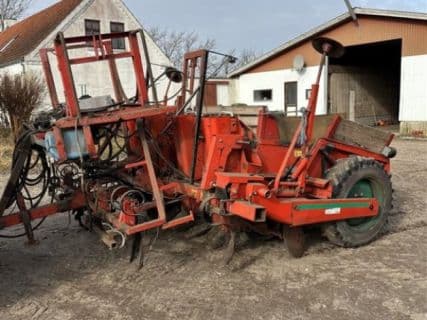 Kverneland Underhaug 3200