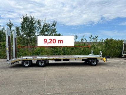 Möslein T 3-9,20 F 3 Achs Tieflader mit gerader Ladefläch