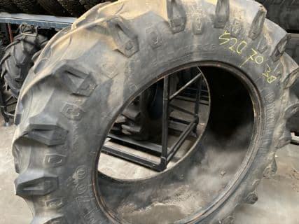 520/70-38 Pirelli