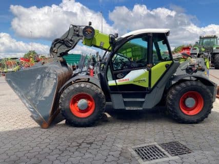 Claas Scorpion 756 Varipower