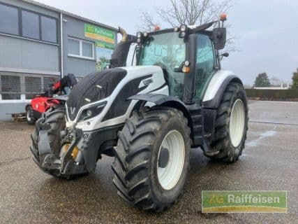 Valtra T174