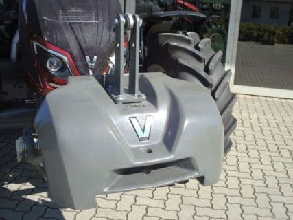 Valtra 600 kg