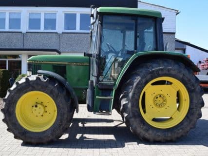 John Deere 6200