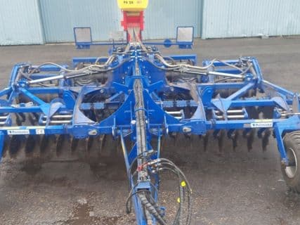 Rolmako U-652 HP 5m med jord til jord og frøsåmaskine