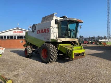 Claas LION 460