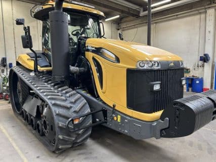 Challenger MT 875E