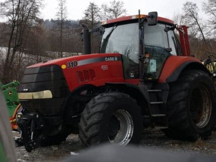 Case IH Magnum 310