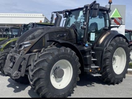 Valtra Q305