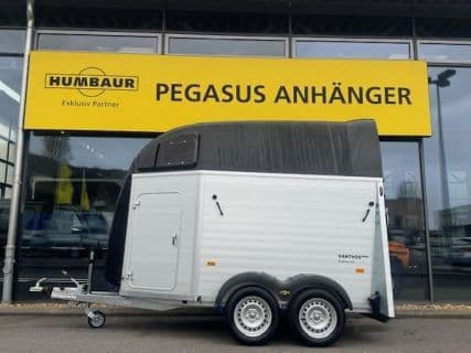 Humbaur Xanthos 2400 mit Aerobug 2,4t. Alu SK