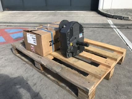 Zuidberg Frontzapfwelle zu Fendt 300 S4 + Gen4