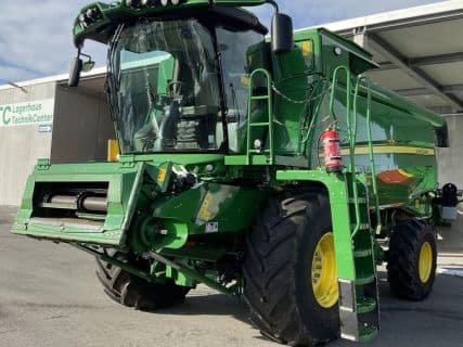 John Deere T550