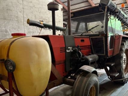 900 de-luxe Incl. Danfoil 12 meter sprøjte & fronttank