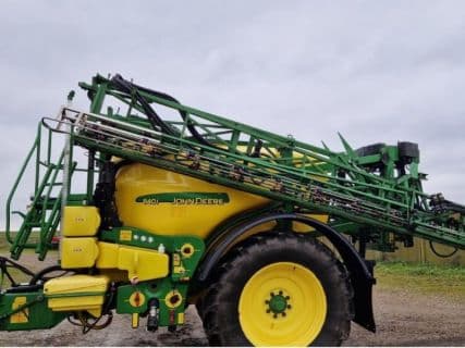John Deere 840i