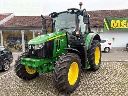 John Deere 6100m