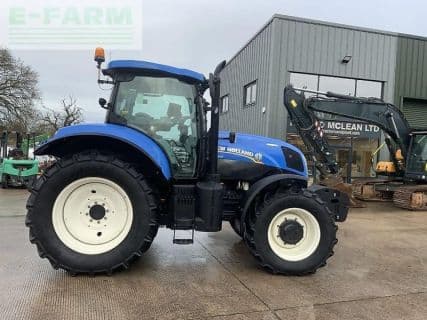 New Holland t7.210 auto command  (st25411)