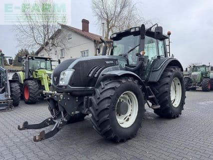 Valtra t153 hitech HiTech