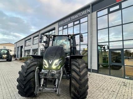 Valtra Q245D