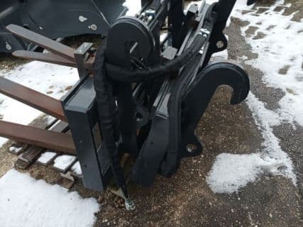 Dominator 3,5 T Hydr.Verstellbare Palettengabel