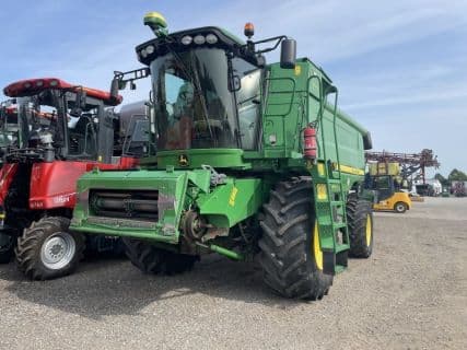 John Deere C670i