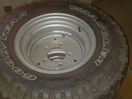 Goodyear 31 x 10.50 R 15 LT